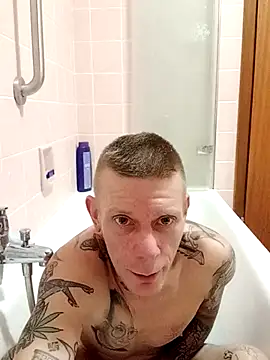 Tattooguy 86 online show from November 15, 2025, 3:52 pm