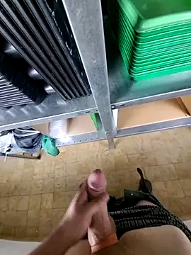 Snapshot of dirtyeeedii chatting on October 30, 2025, 1:23 pm dirtyeeedii online show from October 30, 2025, 1:23 pm