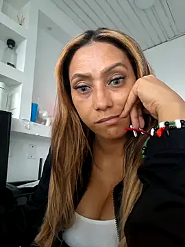 salome drasin online show from January 6, 2026, 12:09 pm