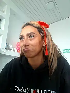 salome drasin online show from January 8, 2026, 3:47 pm