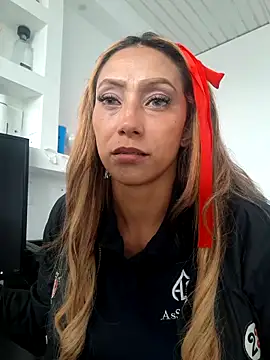 salome drasin online show from January 13, 2026, 3:28 pm