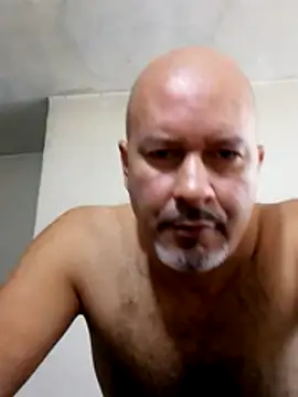 Snapshot of Juan_45 chatting on June 26, 2026, 2:54 pm Juan 45 online show from June 26, 2026, 2:54 pm