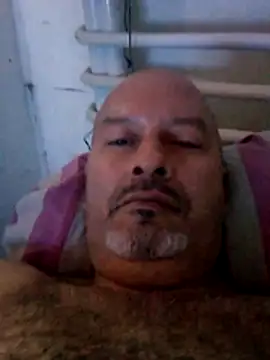 Snapshot of Juan_45 chatting on July 3, 2026, 2:45 pm Juan 45 online show from July 3, 2026, 2:45 pm