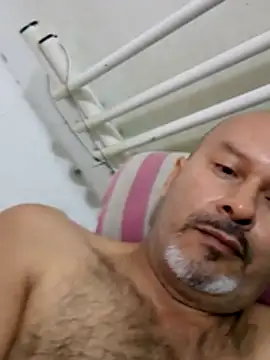 Snapshot of Juan_45 chatting on July 6, 2026, 6:21 pm Juan 45 online show from July 6, 2026, 6:21 pm