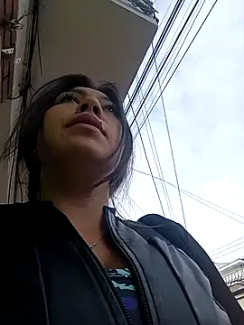 LIZ-06  online show from February 24, 2025, 12:48 pm