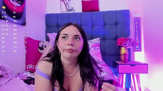 Hellen starx online show from November 7, 2025, 2:17 pm