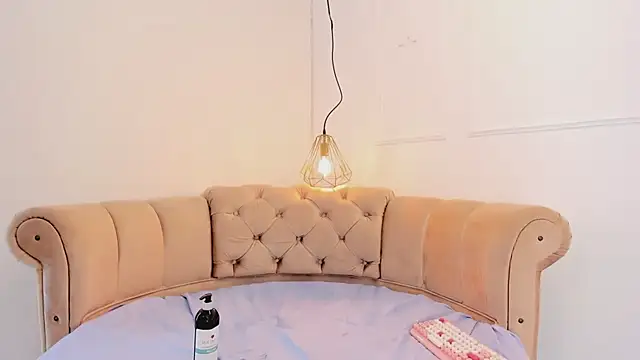 Snapshot of briannaduque chatting on March 13, 2025, 4:23 pm briannaduque online show from March 13, 2025, 4:23 pm