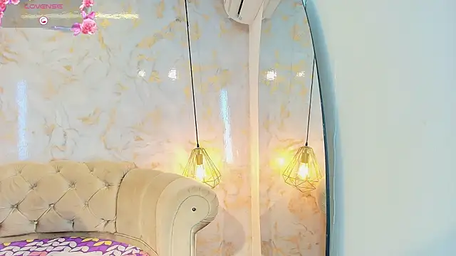 Snapshot of briannaduque chatting on October 2, 2025, 1:40 pm briannaduque online show from October 2, 2025, 1:40 pm