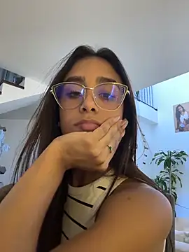 Ambeer Rousess online show from March 25, 2026, 2:50 am