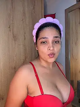 AdeleGray online show from July 25, 2026, 10:18 pm