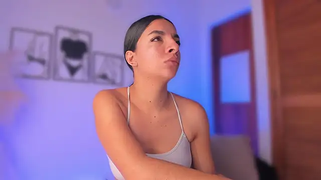 777AylinZ online show from March 30, 2026, 3:57 pm