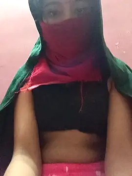 Snapshot of BabySlimmy10 chatting on January 18, 2025, 7:15 pm BabySlimmy10 online show from January 18, 2025, 7:15 pm