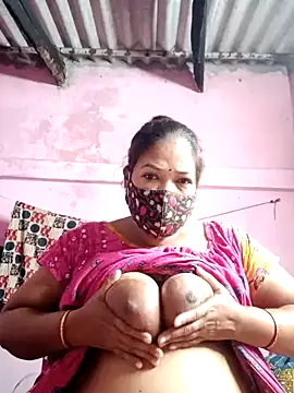 Hotty-rumi online show from February 12, 2025, 1:52 am