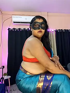hottbabycam online show from July 17, 2026, 2:56 pm