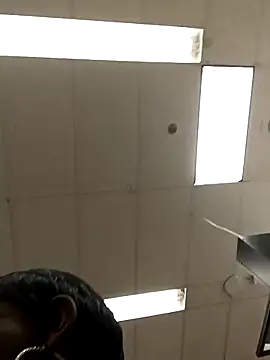 Snapshot of kobrashekyng chatting on October 13, 2025, 5:35 pm kobrashekyng online show from October 13, 2025, 5:35 pm