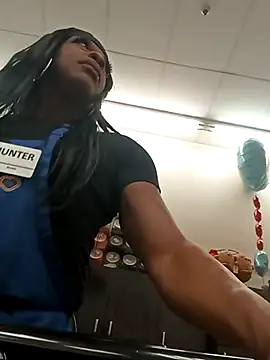 Snapshot of kobrashekyng chatting on November 17, 2025, 3:18 pm kobrashekyng online show from November 17, 2025, 3:18 pm