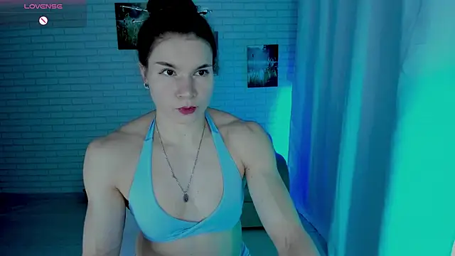 Snapshot of Lisa_Ray chatting on June 27, 2026, 2:16 am Lisa Ray online show from June 27, 2026, 2:16 am