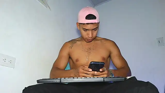 maximo vega newv online show from March 19, 2026, 8:35 pm