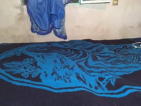 Snapshot of manuamador chatting on February 16, 2025, 5:04 am manuamador online show from February 16, 2025, 5:04 am