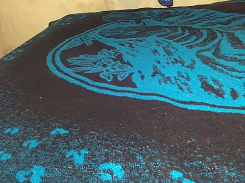 Snapshot of manuamador chatting on February 26, 2025, 4:25 am manuamador online show from February 26, 2025, 4:25 am