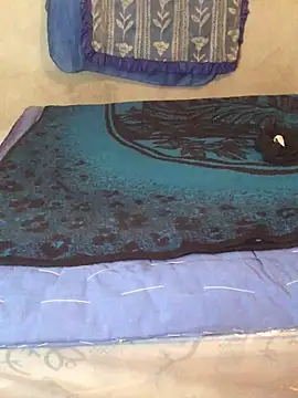 Snapshot of manuamador chatting on December 17, 2025, 5:35 am manuamador online show from December 17, 2025, 5:35 am