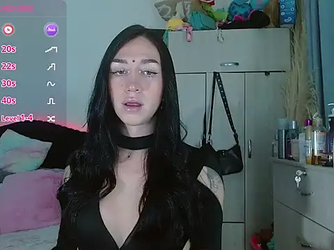 karla zambrano online show from March 3, 2025, 11:14 pm