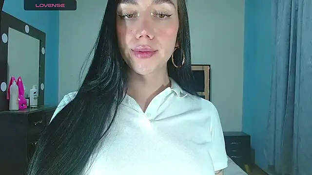 Snapshot of karla_zambrano chatting on May 2, 2026, 7:19 pm karla zambrano online show from May 2, 2026, 7:19 pm