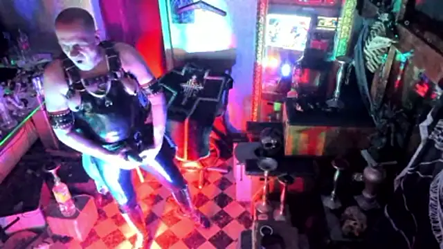 Snapshot of BULGEDEMON chatting on January 18, 2026, 7:50 pm BULGEDEMON online show from January 18, 2026, 7:50 pm