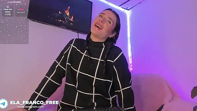 Snapshot of elafranco_ chatting on February 15, 2026, 11:56 pm elafranco online show from February 15, 2026, 11:56 pm