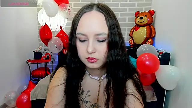 BeatriceReeves online show from February 11, 2026, 1:10 am