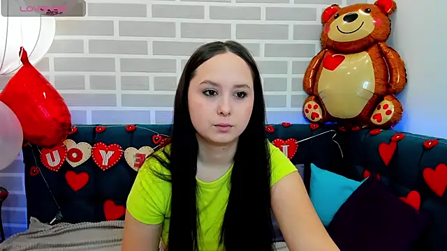 BeatriceReeves online show from February 16, 2026, 1:02 am