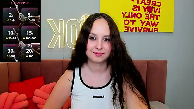 Snapshot of BeatriceReeves chatting on June 27, 2026, 1:10 am BeatriceReeves online show from June 27, 2026, 1:10 am