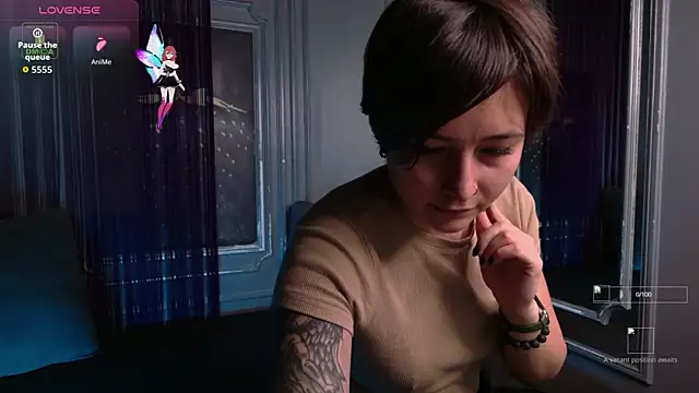 Ishtar Divine online show from October 29, 2025, 10:28 am