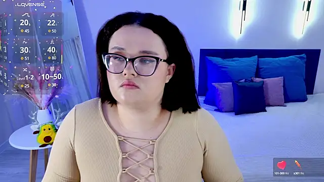 Jessica Joy online show from March 3, 2025, 11:03 pm