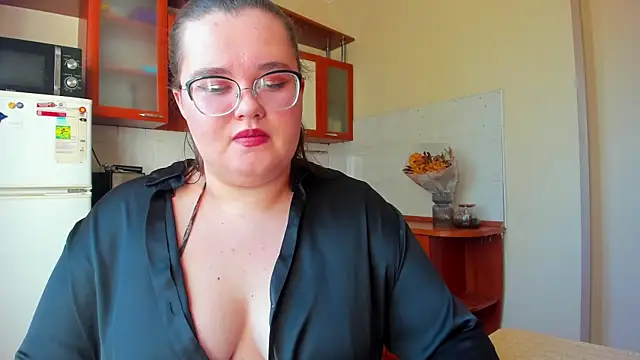 Jessica Joy online show from October 3, 2025, 7:49 am