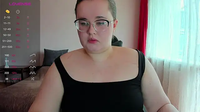 Snapshot of Jessica_Joy chatting on May 19, 2026, 6:31 am Jessica Joy online show from May 19, 2026, 6:31 am