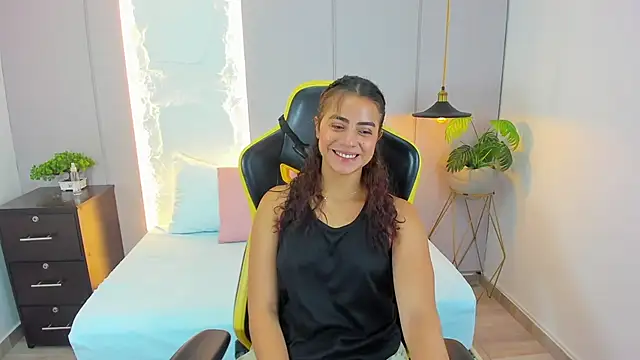 Snapshot of yaya23x chatting on March 10, 2025, 12:15 pm yaya23x online show from March 10, 2025, 12:15 pm