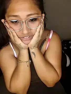 ineliveca online show from January 8, 2025, 2:46 am