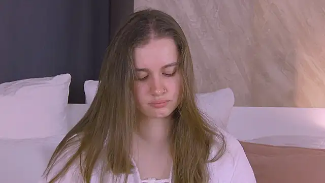 EllieHayes online show from March 20, 2026, 9:30 pm