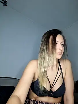 AudreyJoy online show from December 21, 2024, 9:58 pm