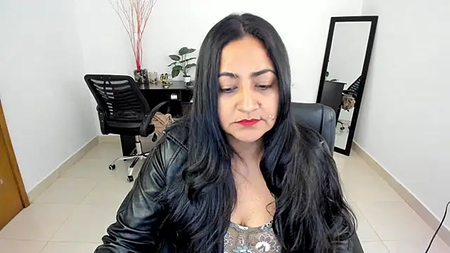 Adele Sweett online show from March 21, 2025, 1:45 pm