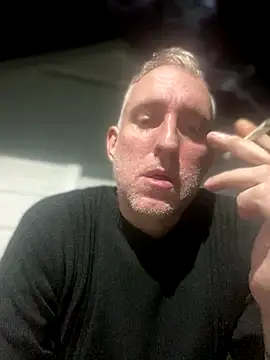 Snapshot of FrankJake99 chatting on September 13, 2025, 7:24 pm FrankJake99 online show from September 13, 2025, 7:24 pm