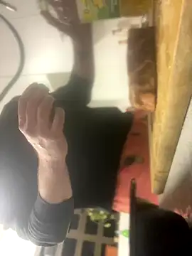 Snapshot of FrankJake99 chatting on October 19, 2025, 10:43 pm FrankJake99 online show from October 19, 2025, 10:43 pm