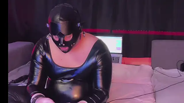 Nebenangeil online show from December 22, 2024, 9:09 pm