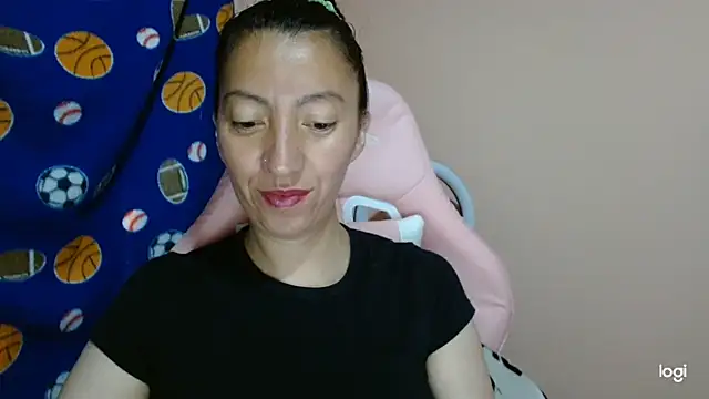 Snapshot of kaybabyhot chatting on May 24, 2026, 1:27 pm kaybabyhot online show from May 24, 2026, 1:27 pm