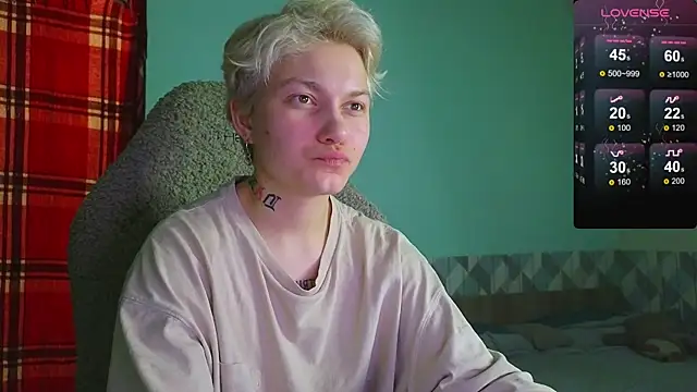 Snapshot of esajukyy chatting on January 3, 2025, 5:10 pm esajukyy online show from January 3, 2025, 5:10 pm