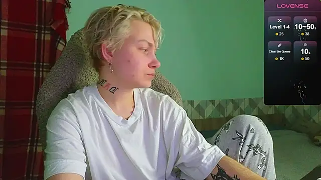 Snapshot of esajukyy chatting on January 4, 2025, 5:26 pm esajukyy online show from January 4, 2025, 5:26 pm