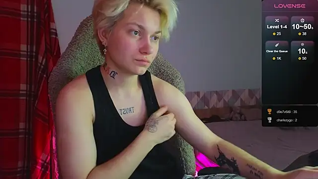 Snapshot of esajukyy chatting on February 3, 2025, 1:08 pm esajukyy online show from February 3, 2025, 1:08 pm