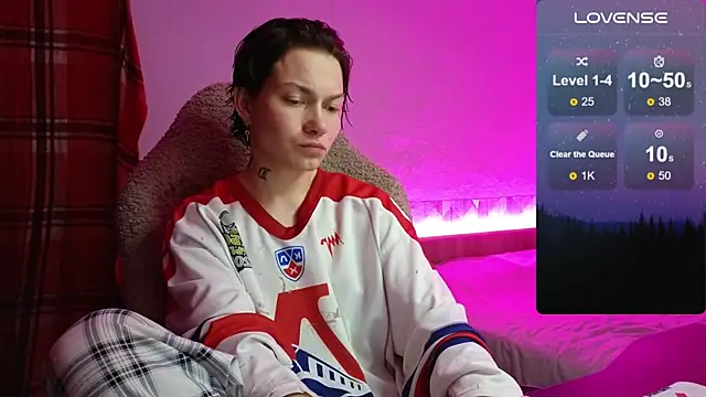 Snapshot of esajukyy chatting on September 22, 2025, 1:13 pm esajukyy online show from September 22, 2025, 1:13 pm