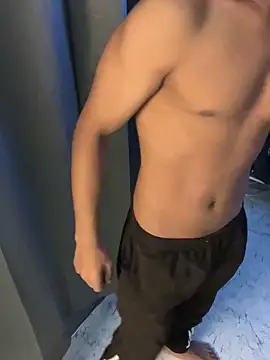 nick  yy online show from September 19, 2025, 10:27 am